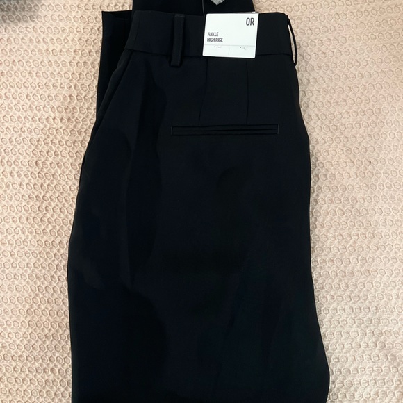 Express Pleated High Waisted Ankle Pant - Picture 9 of 10